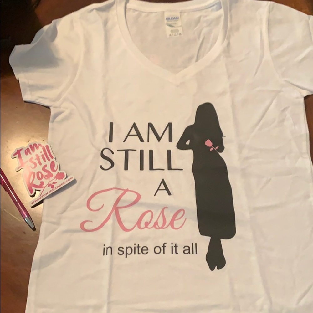 Teeshirt v- neck